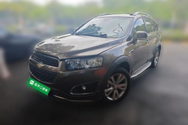 Used Chevrolet Captiva 2015 2.4L 4x4 Flagship Edition 7-Seater