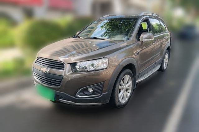 Used Chevrolet Captiva 2015 2.4L 4x4 Flagship Edition 7-Seater