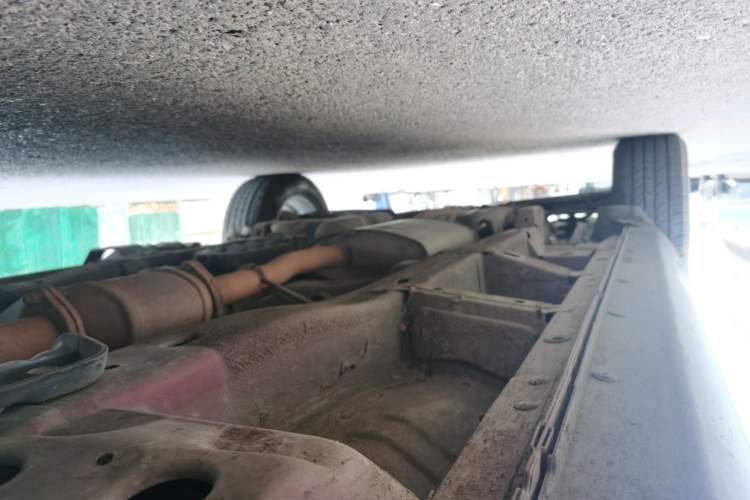 Used Chevrolet Captiva 2015 2.4L Two-Wheel Drive Urban Version 7 Seats Chassis Front Right