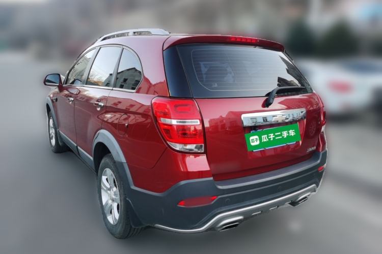 Used Chevrolet Captiva 2015 2.4L Two-Wheel Drive Urban Version 7 Seats Rear Left 45 Deg
