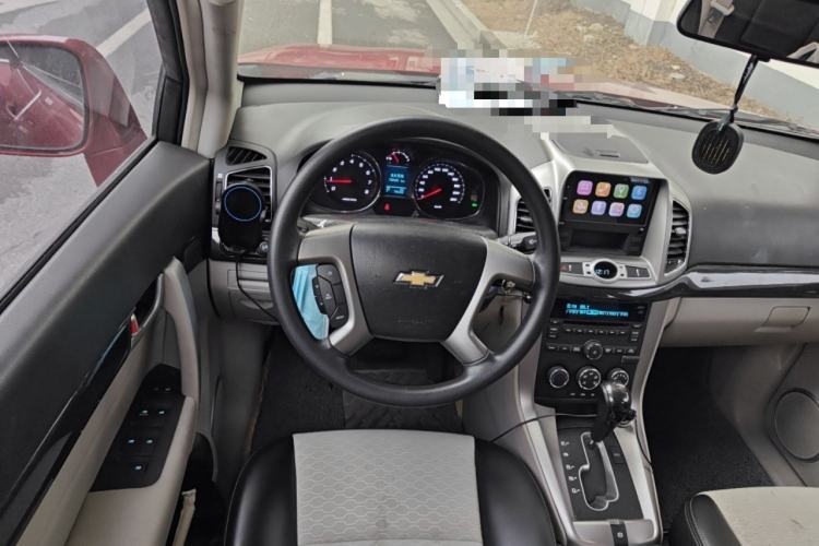 Used Chevrolet Captiva 2015 2.4L Two-Wheel Drive Urban Version 5 Seats Steering Wheel
