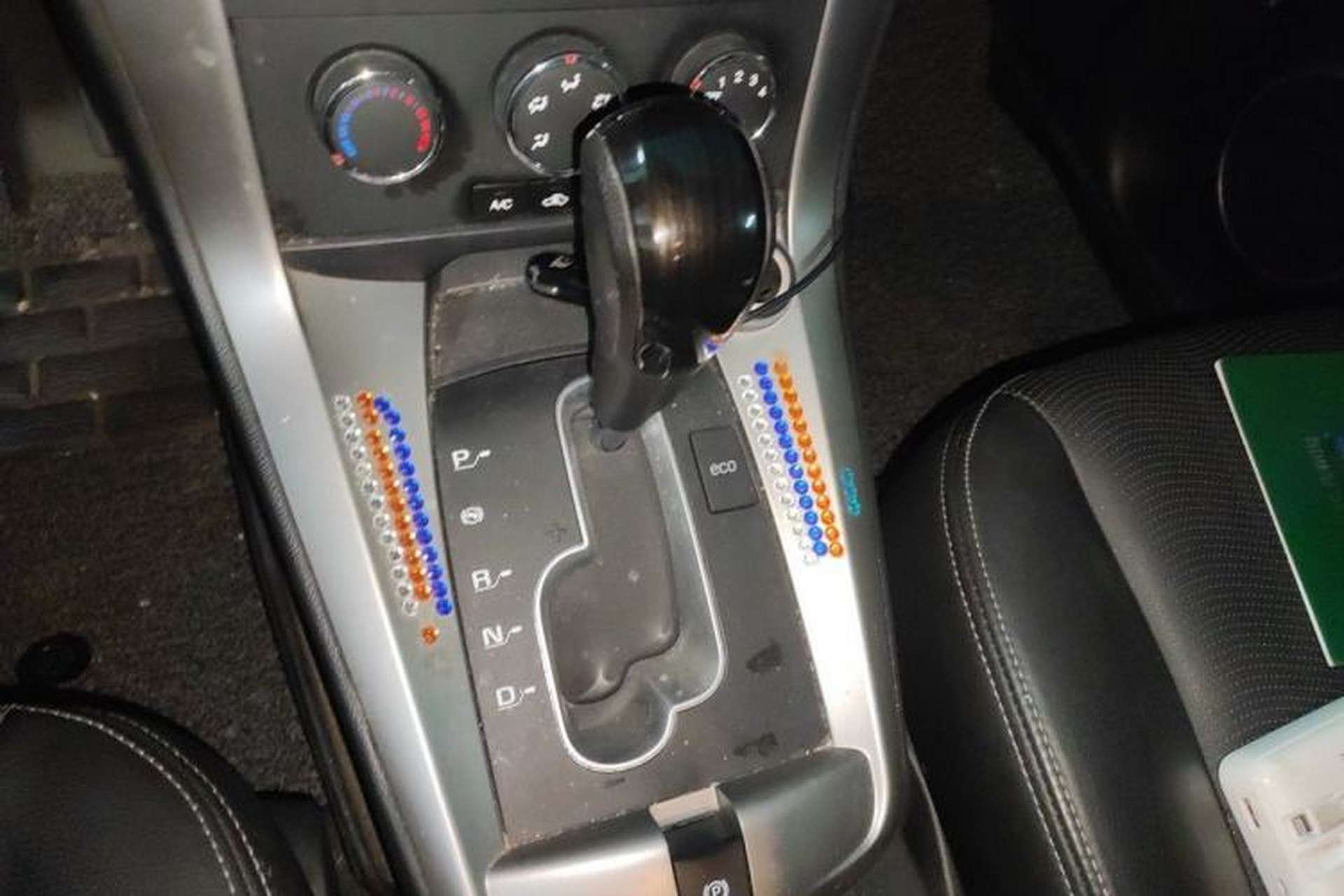 Used Chevrolet Captiva 2015 2.4L Two-Wheel Drive Urban Version 7 Seats Gear Lever