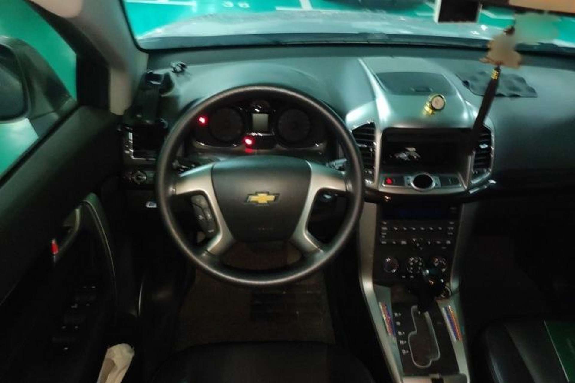 Used Chevrolet Captiva 2015 2.4L Two-Wheel Drive Urban Version 7 Seats Steering Wheel