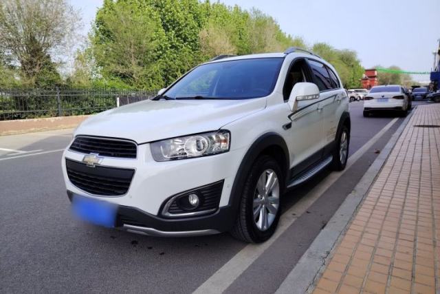 Used Chevrolet Captiva 2015 2.4L 4x4 Flagship Edition 7-Seater