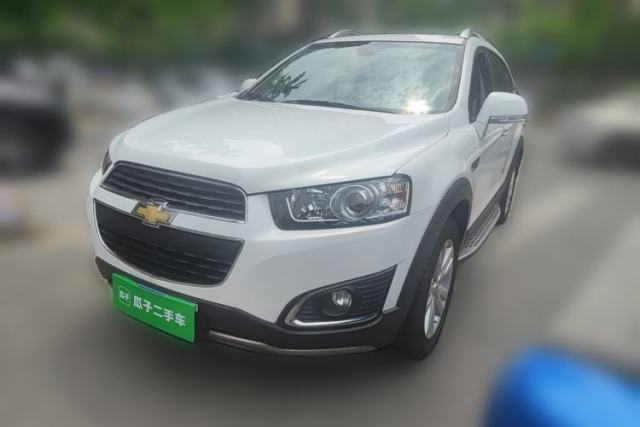 Used Chevrolet Captiva 2015 2.4L 4x4 Flagship Edition 7-Seater