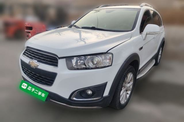 Used Chevrolet Captiva 2015 2.4L 4x4 Flagship Edition 7-Seater
