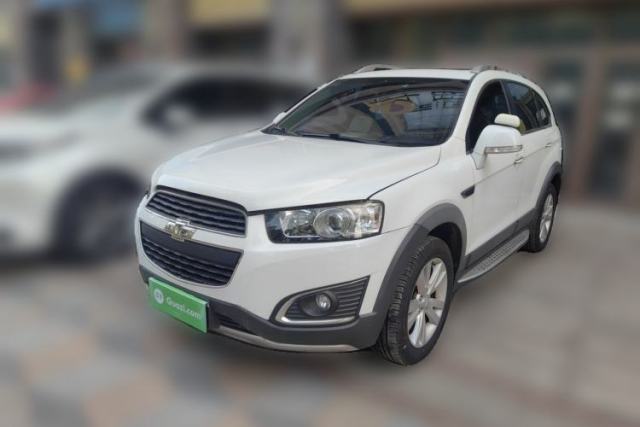 Used Chevrolet Captiva 2015 2.4L 4x4 Flagship Edition 7-Seater