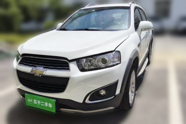Used Chevrolet Captiva 2015 2.4L 4x4 Flagship Edition 7-Seater