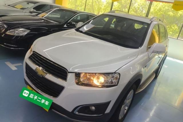 Used Chevrolet Captiva 2015 2.4L 4x4 Flagship Edition 7-Seater
