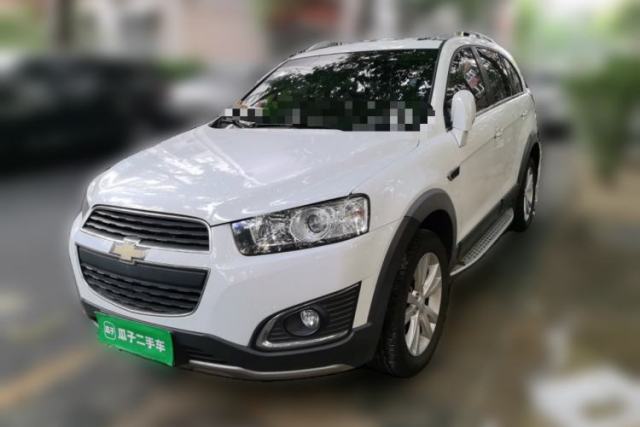 Used Chevrolet Captiva 2015 2.4L 4x4 Flagship Edition 7-Seater