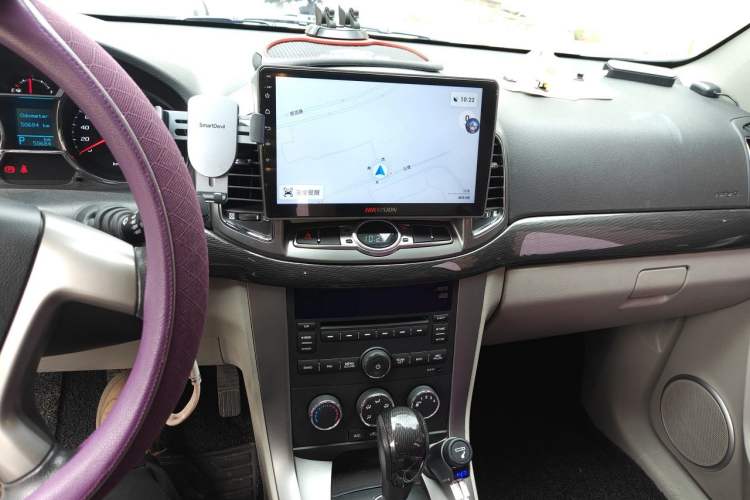 Used Chevrolet Captiva 2015 2.4L Two-Wheel Drive Urban Version 5 Seats Audio And AC Panel