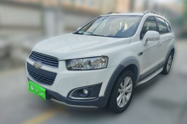 Used Chevrolet Captiva 2015 2.4L 4x4 Flagship Edition 7-Seater