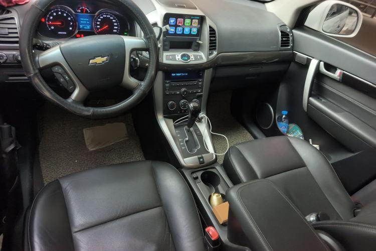Used Chevrolet Captiva 2015 2.4L Two-Wheel Drive Urban Version 7 Seats Center Console