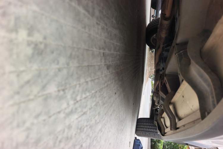 Used Chevrolet Captiva 2015 2.4L Two-Wheel Drive Urban Version 7 Seats Chassis Front Left