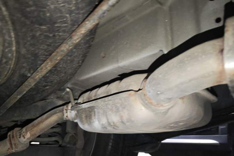 Used Chevrolet Captiva 2015 2.4L 4x4 Flagship Edition 7-Seater Chassis Front Left