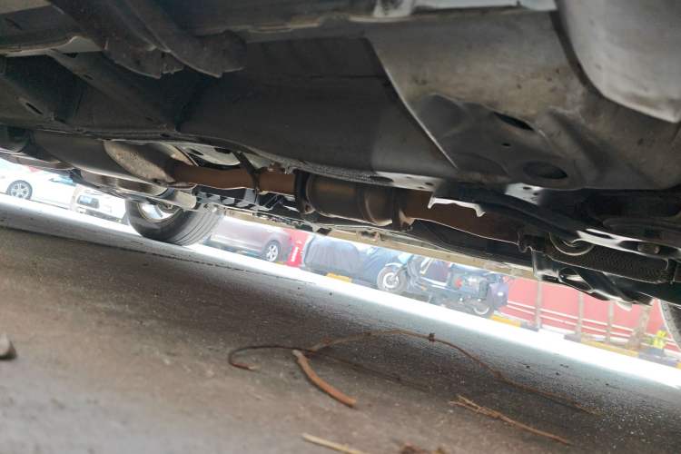 Used Chevrolet Captiva 2015 2.4L Two-Wheel Drive Urban Version 5 Seats Chassis Front Right