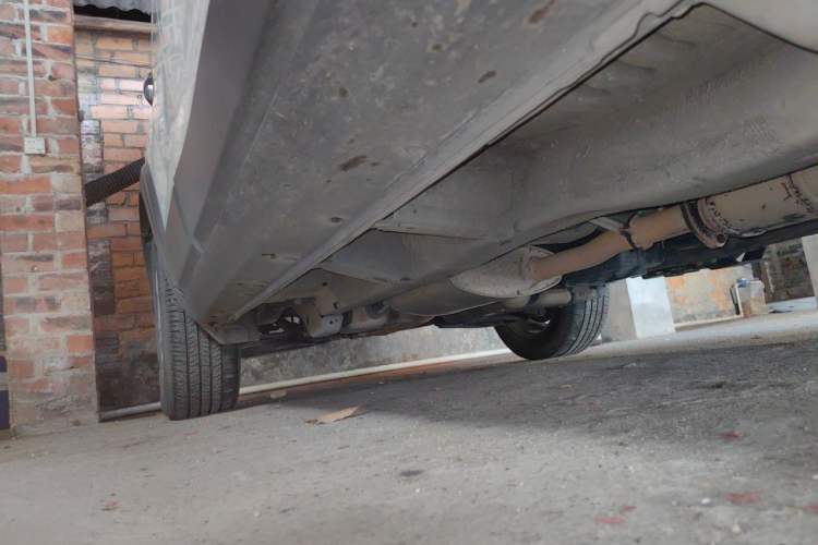 Used Chevrolet Captiva 2015 2.4L Two-Wheel Drive Urban Version 7 Seats Chassis Front Right
