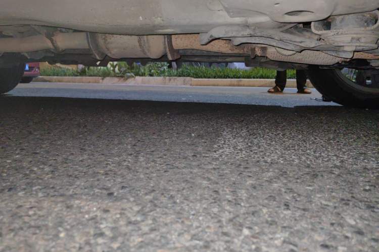 Used Chevrolet Captiva 2015 2.4L 4x4 Flagship Edition 7-Seater Chassis Front Right