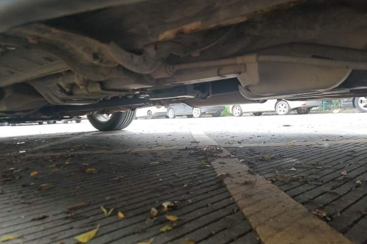 Used Chevrolet Captiva 2015 2.4L 4x4 Flagship Edition 7-Seater Chassis Rear Left