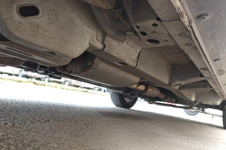 Used Chevrolet Captiva 2015 2.4L Two-Wheel Drive Urban Version 5 Seats Chassis Rear Right