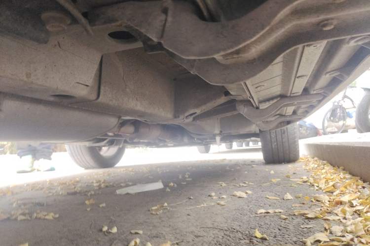 Used Chevrolet Captiva 2015 2.4L 4x4 Flagship Edition 7-Seater Chassis Rear Right