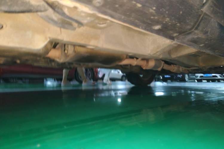 Used Chevrolet Captiva 2015 2.4L Two-Wheel Drive Urban Version 5 Seats Chassis Rear Right