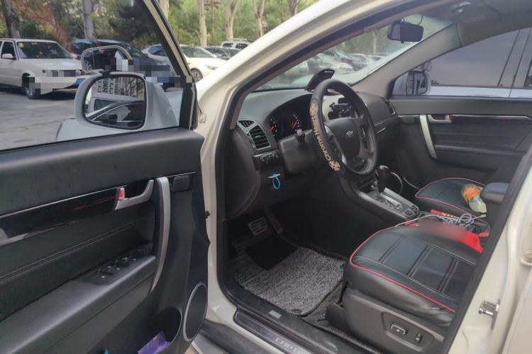 Used Chevrolet Captiva 2015 2.4L 4x4 Flagship Edition 7-Seater Driver Seat