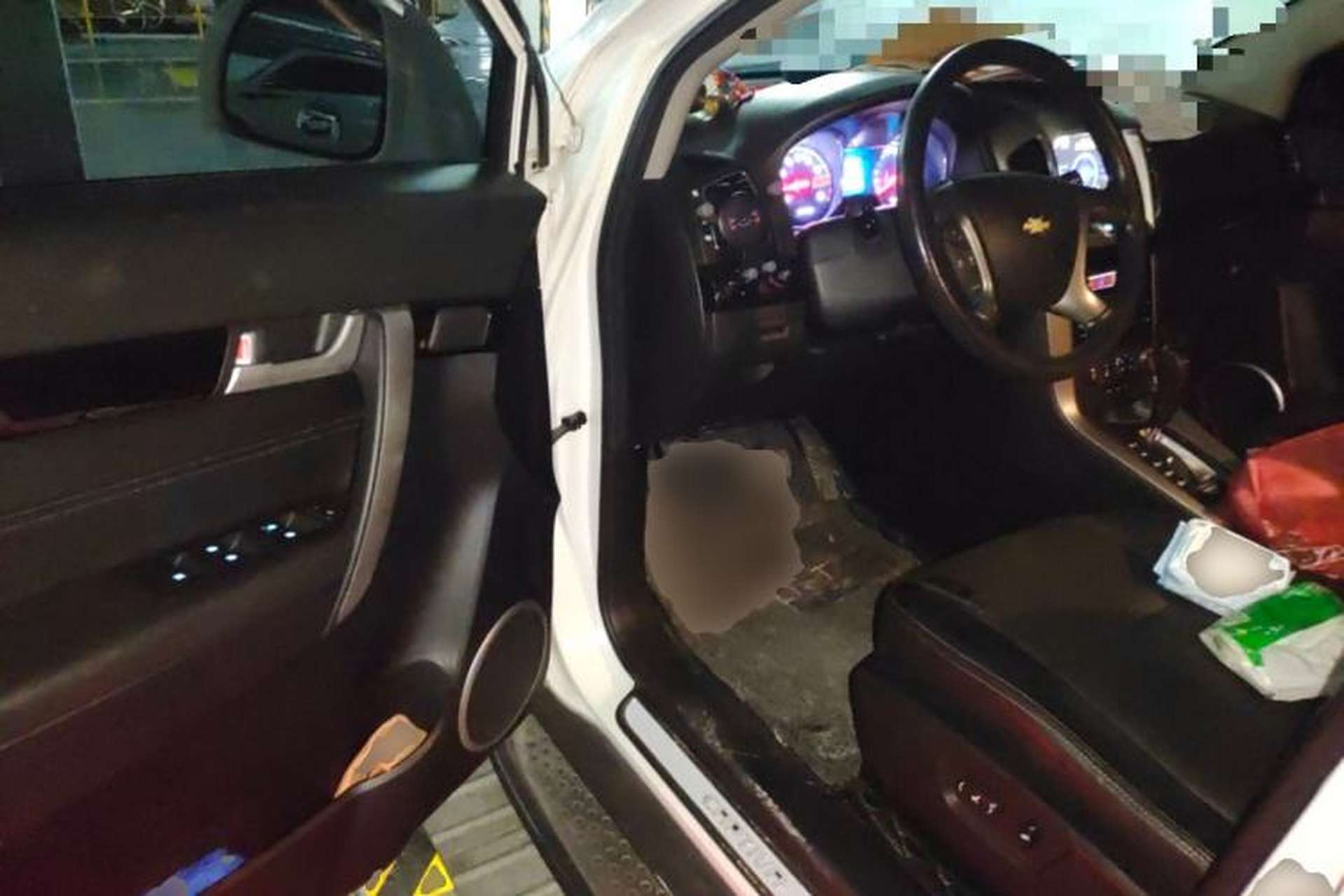 Used Chevrolet Captiva 2015 2.4L Two-Wheel Drive Urban Version 7 Seats Driver Seat