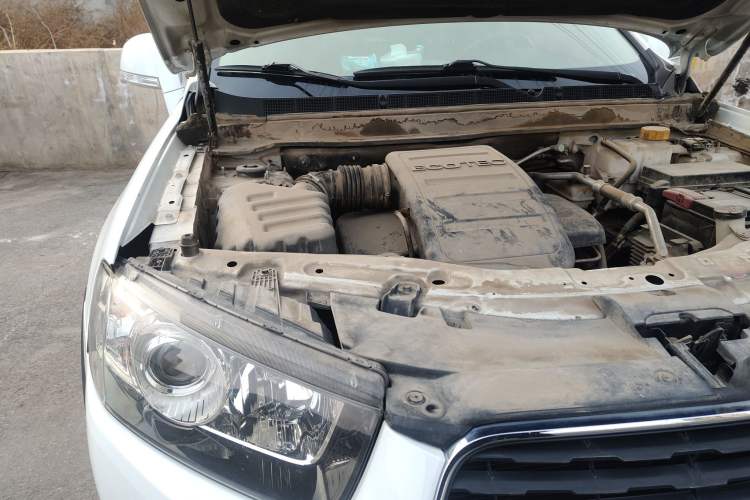 Used Chevrolet Captiva 2015 2.4L 4x4 Flagship Edition 7-Seater Engine Bay Right