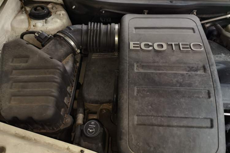 Used Chevrolet Captiva 2015 2.4L 4x4 Flagship Edition 7-Seater Engine Bay Right