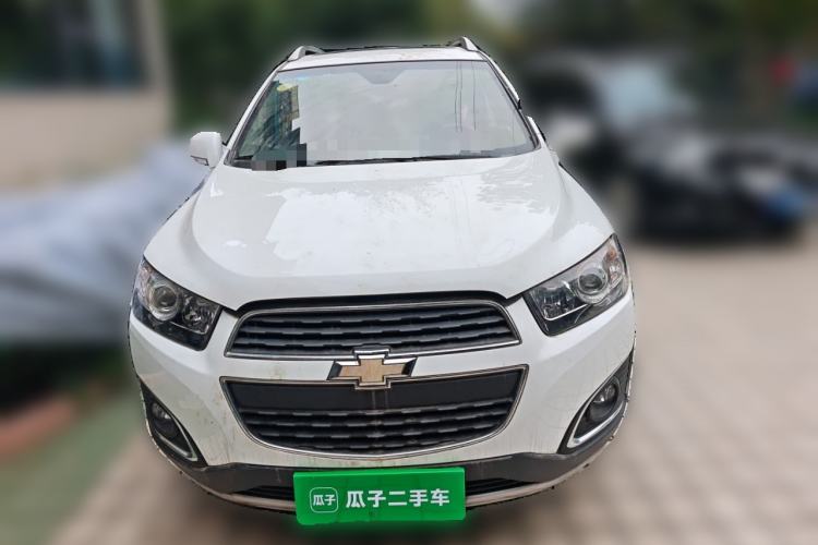 Used Chevrolet Captiva 2015 2.4L 4x4 Flagship Edition 7-Seater Exterior 1