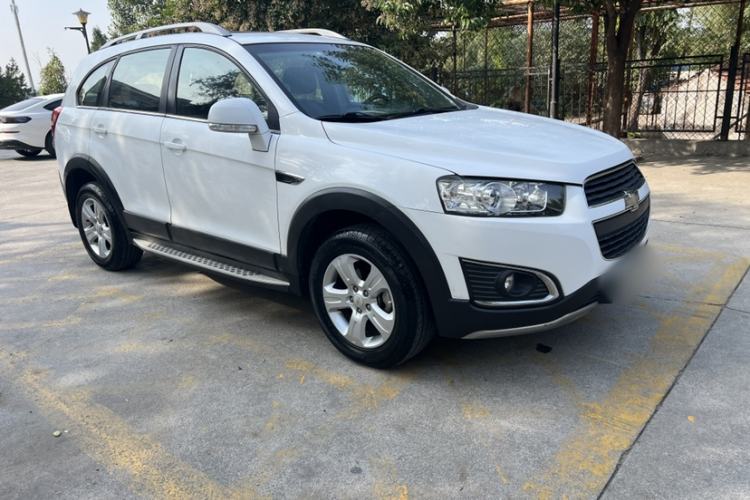 Used Chevrolet Captiva 2015 2.4L Two-Wheel Drive Urban Version 5 Seats Exterior 2