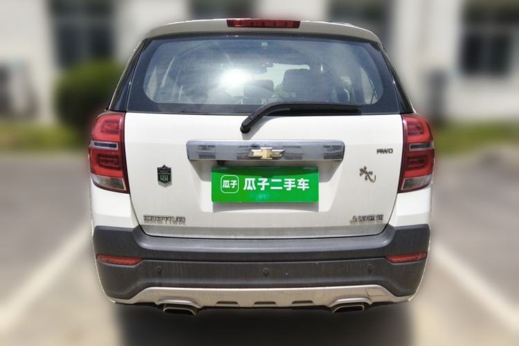 Used Chevrolet Captiva 2015 2.4L 4x4 Flagship Edition 7-Seater Exterior 4
