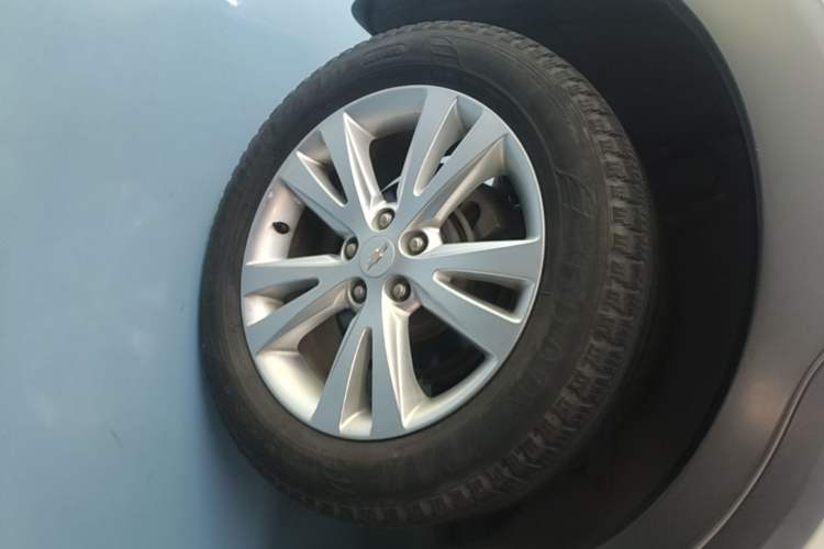 Used Chevrolet Captiva 2015 2.4L 4x4 Flagship Edition 7-Seater Exterior 5