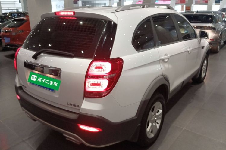 Used Chevrolet Captiva 2015 2.4L Two-Wheel Drive Urban Version 5 Seats Exterior 5