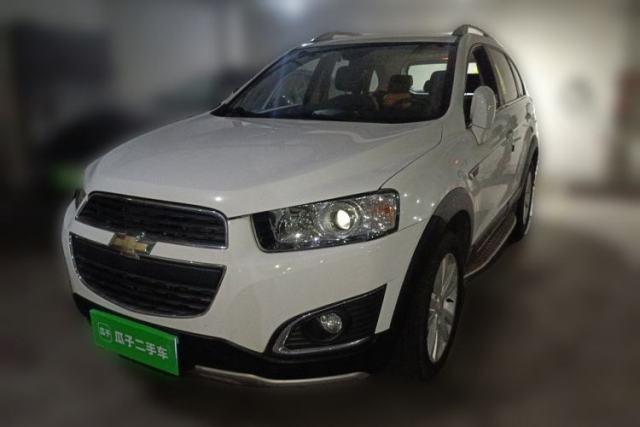 Used Chevrolet Captiva 2015 2.4L 4x4 Flagship Edition 7-Seater