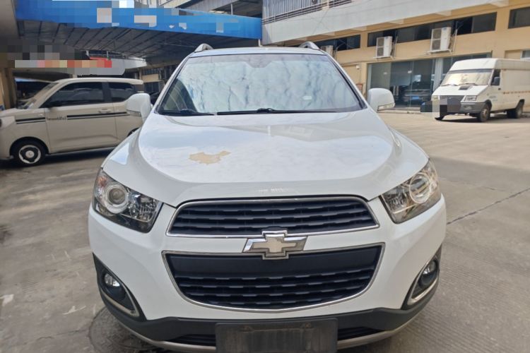 Used Chevrolet Captiva 2015 2.4L Two-Wheel Drive Urban Version 7 Seats Front