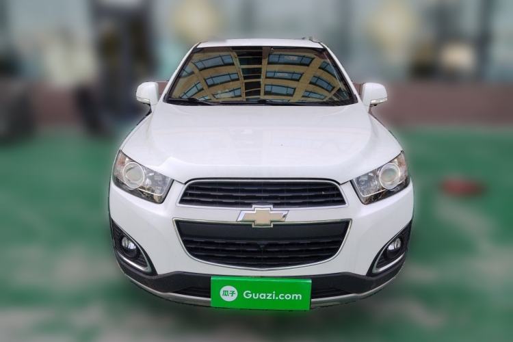 Used Chevrolet Captiva 2015 2.4L 4x4 Flagship Edition 7-Seater Front