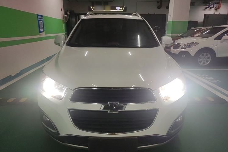 Used Chevrolet Captiva 2015 2.4L Two-Wheel Drive Urban Version 5 Seats Front