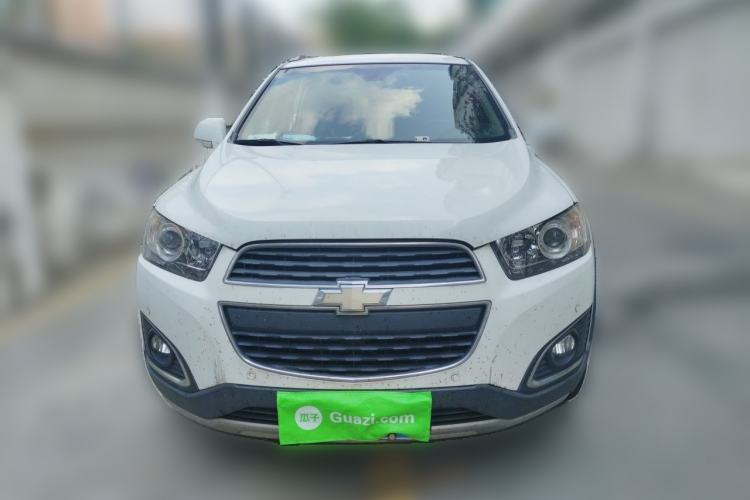 Used Chevrolet Captiva 2015 2.4L 4x4 Flagship Edition 7-Seater Front
