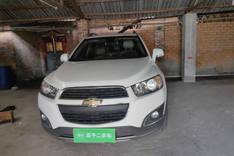 Used Chevrolet Captiva 2015 2.4L Two-Wheel Drive Urban Version 7 Seats Front