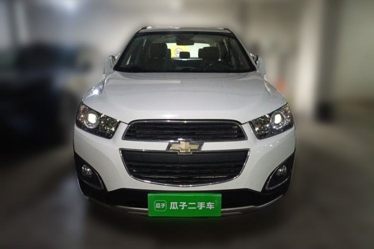 Used Chevrolet Captiva 2015 2.4L 4x4 Flagship Edition 7-Seater Front