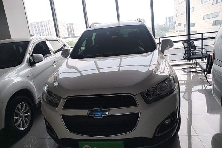 Used Chevrolet Captiva 2015 2.4L Two-Wheel Drive Urban Version 7 Seats Front