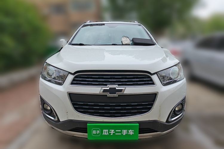 Used Chevrolet Captiva 2015 2.4L 4x4 Flagship Edition 7-Seater Front