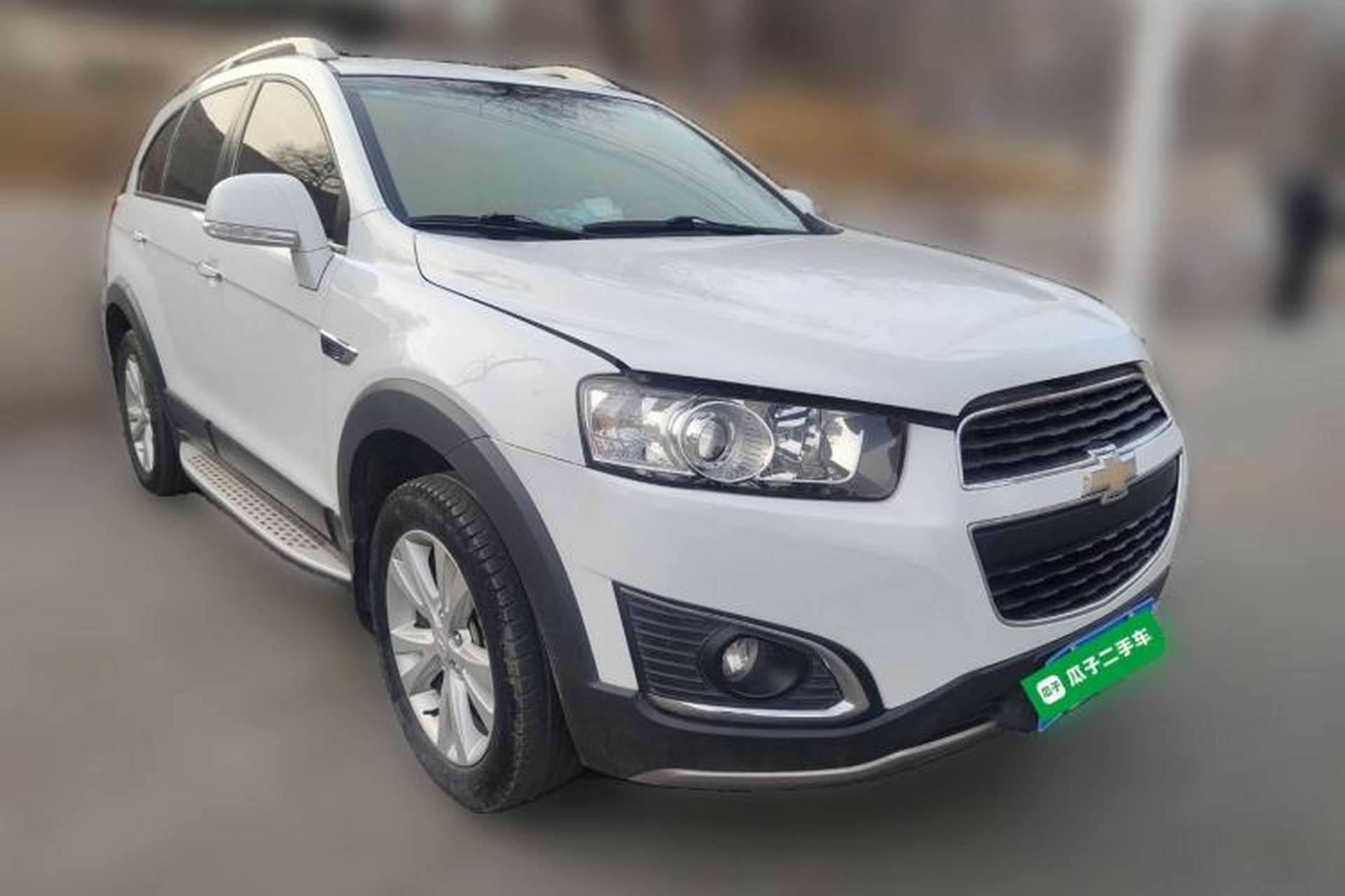 Used Chevrolet Captiva 2015 2.4L 4x4 Flagship Edition 7-Seater Front Right 45 Deg