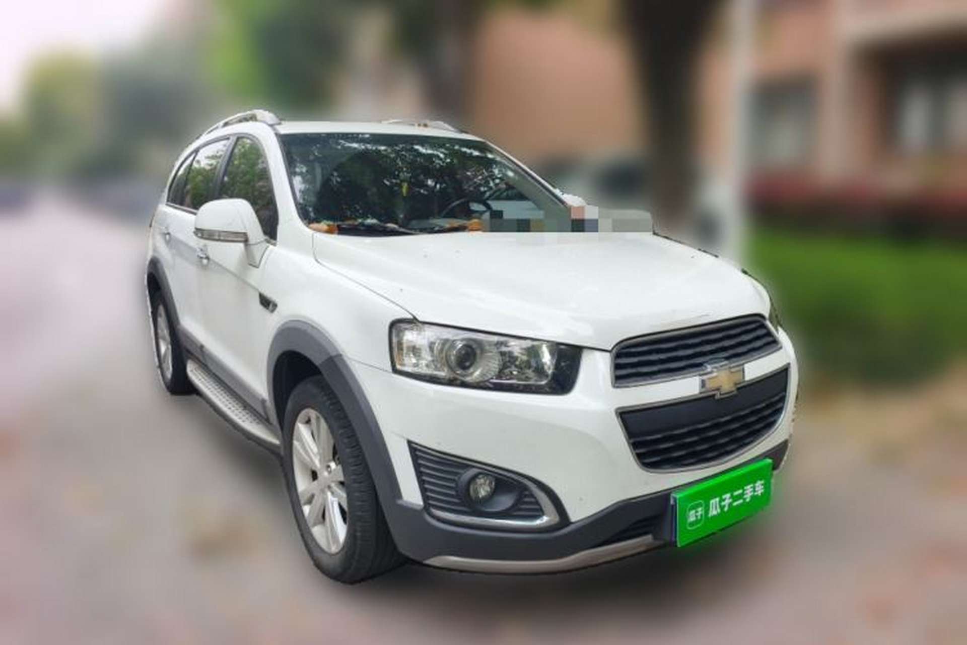 Used Chevrolet Captiva 2015 2.4L 4x4 Flagship Edition 7-Seater Front Right 45 Deg