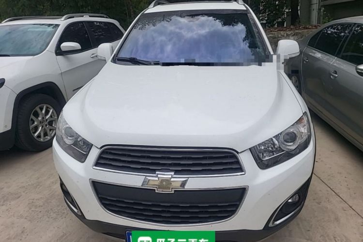 Used Chevrolet Captiva 2015 2.4L 4x4 Flagship Edition 7-Seater Front
