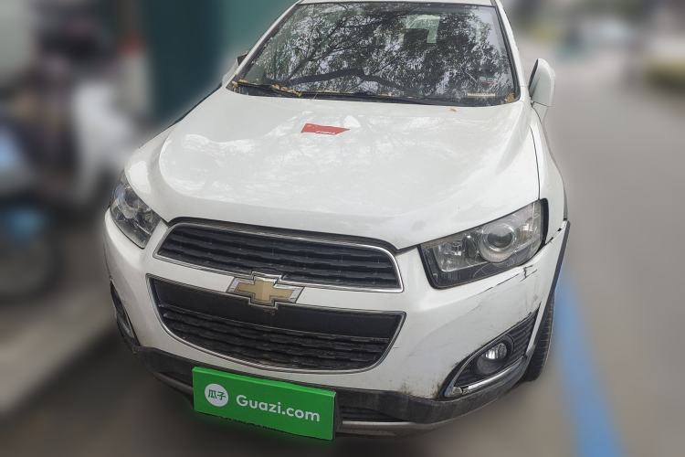 Used Chevrolet Captiva 2015 2.4L 4x4 Flagship Edition 7-Seater Front