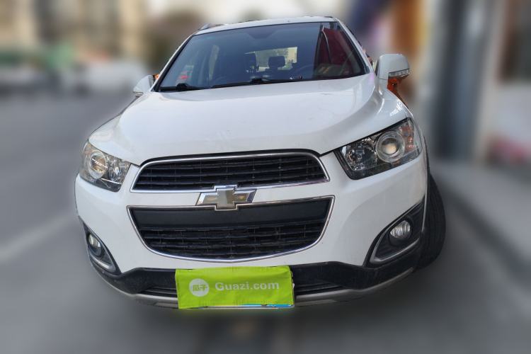 Used Chevrolet Captiva 2015 2.4L 4x4 Flagship Edition 7-Seater Front