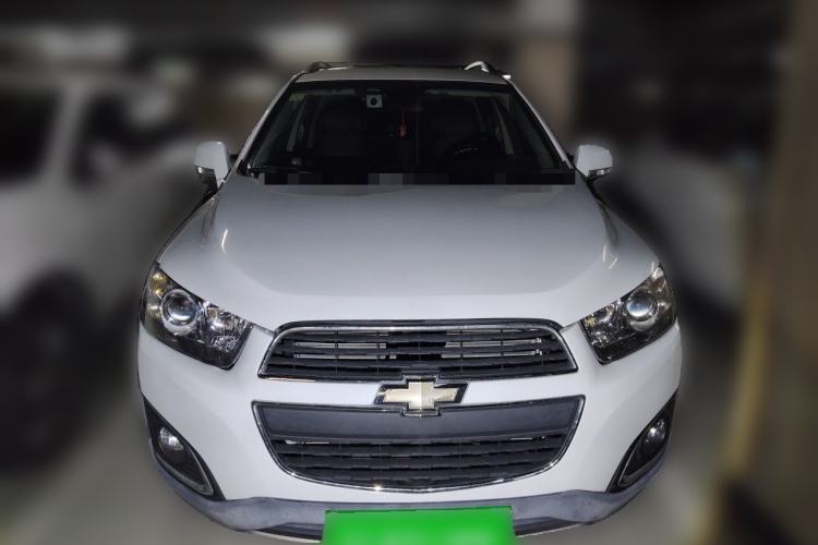 Used Chevrolet Captiva 2015 2.4L 4x4 Flagship Edition 7-Seater Front